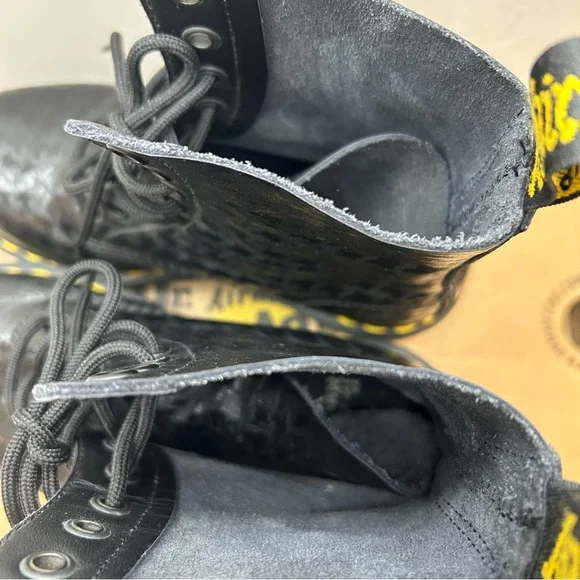 Dr. Martens Pina Black Hi Shine Houndstooth Printed Black Combat Boots Size 6